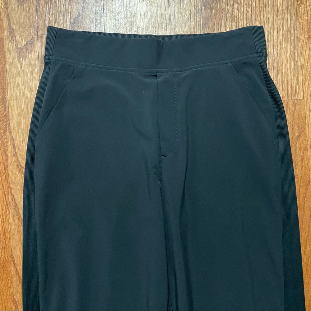 Athleta Brooklyn mid rise ankle pants in black size 6 - Picture 4 of 15